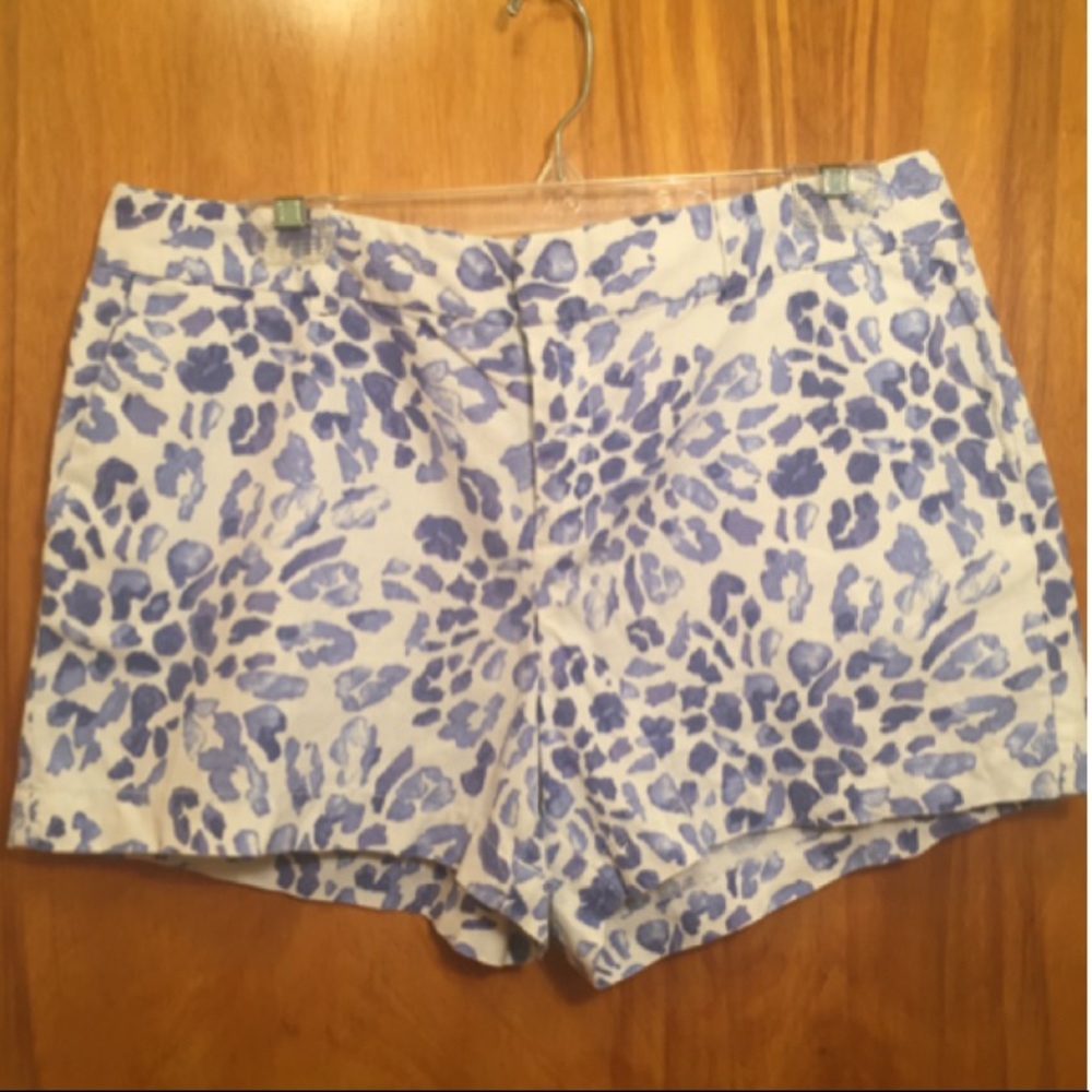 LOFT floral pattern shorts, size 10, white & blue